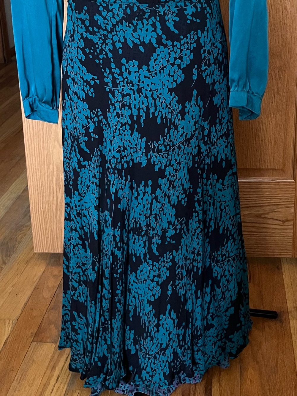 Coldwater Creek Teal and Black Geometric reversible midi Skirt